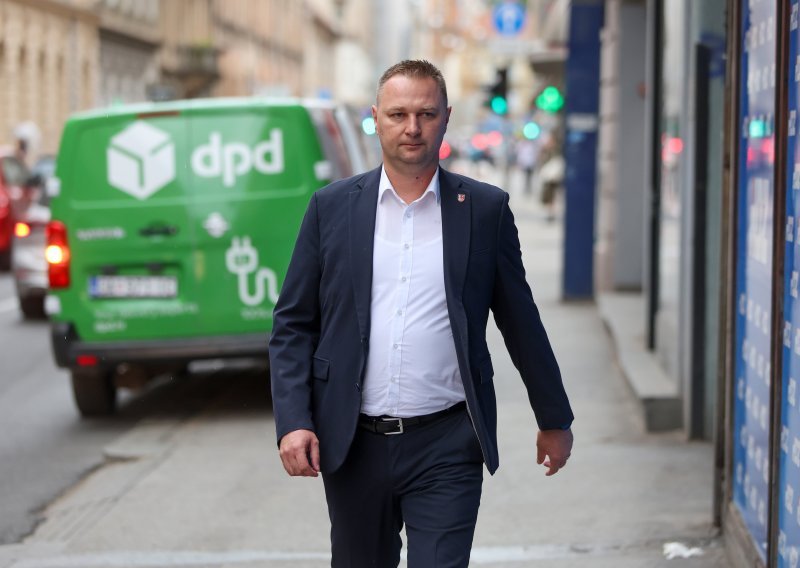 Bjelovarski župan Marušić: 'Veličati krvnika Milana Tepića je sramotno'