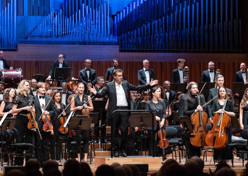 Nova sezona ciklusa Lisinski subotom otvorena uz francusku glazbu i orguljaša Thierryja Escaicha