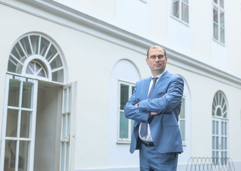 Novi šef Ustavnog suda prima odlikovanje iz Mađarske: 'Ne vidim ništa sporno'