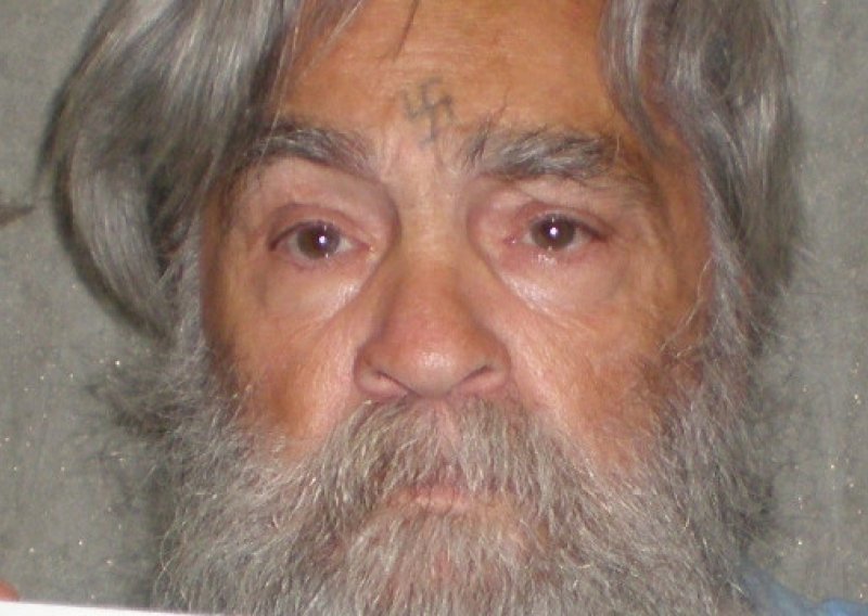 Masovni ubojica Charles Manson prebačen u bolnicu