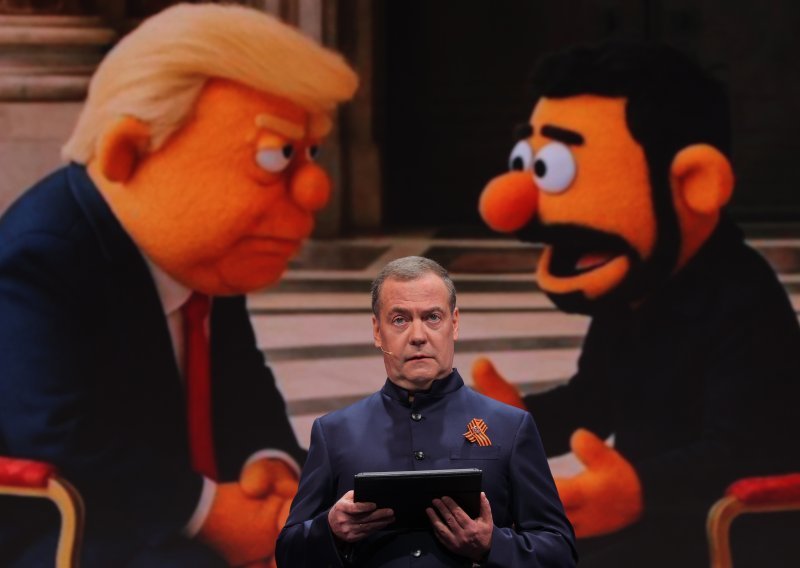 Medvedev se narugao Trumpu: 'Ovo je nova epizoda triler serije'