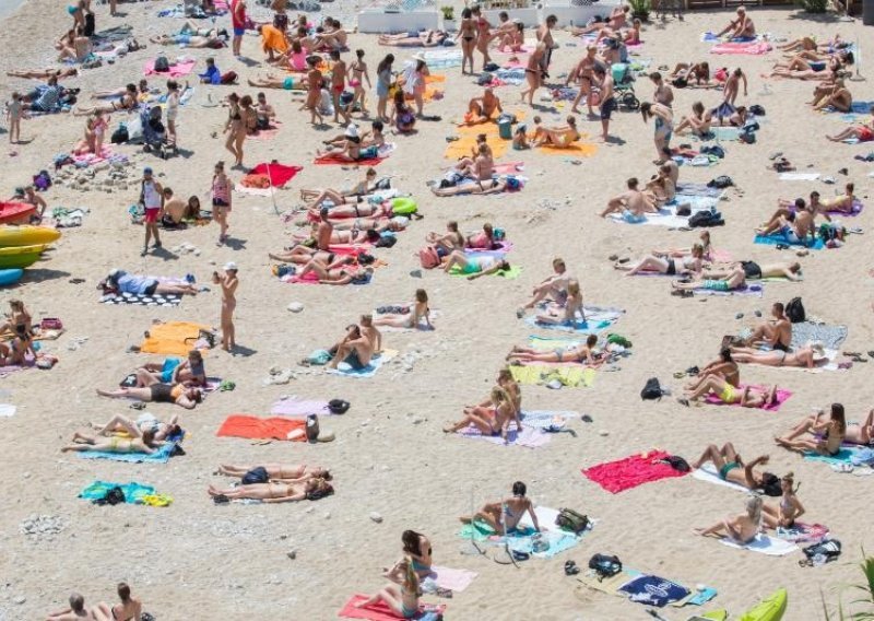 Turistički pokazatelji rastu, ali plaće zaostaju