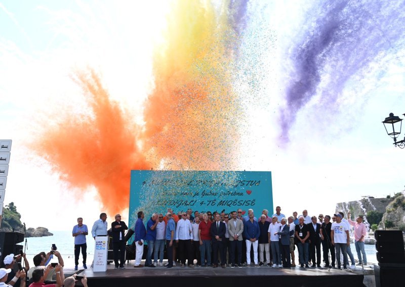 Čudo na jugu Crne Gore. Entuzijast okupio na desetke ex-YU olimpijaca i svjetskih prvaka