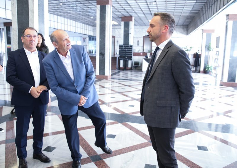 Ministar objavio koliko će iznositi 13. mirovina: 'U prosincu isplaćujemo prvi trajni dodatak'
