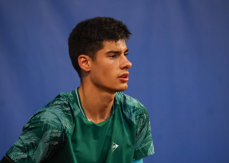 Uspjeh karijere mladog hrvatskog tenisača! Odličnim igrama osvojio turnir u Portugalu