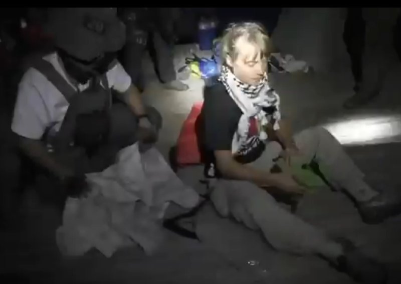 Izraelska mornarica presrela posljedni brod iz flotile za Gazu