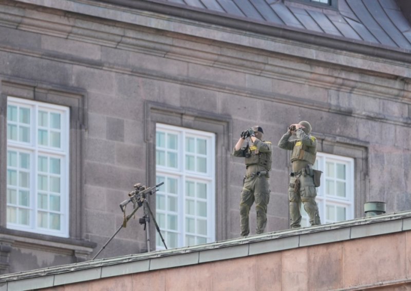 Petnaest dronova osvanulo iznad vojne baze u istočnoj Belgiji: Otkriveni su slučajno