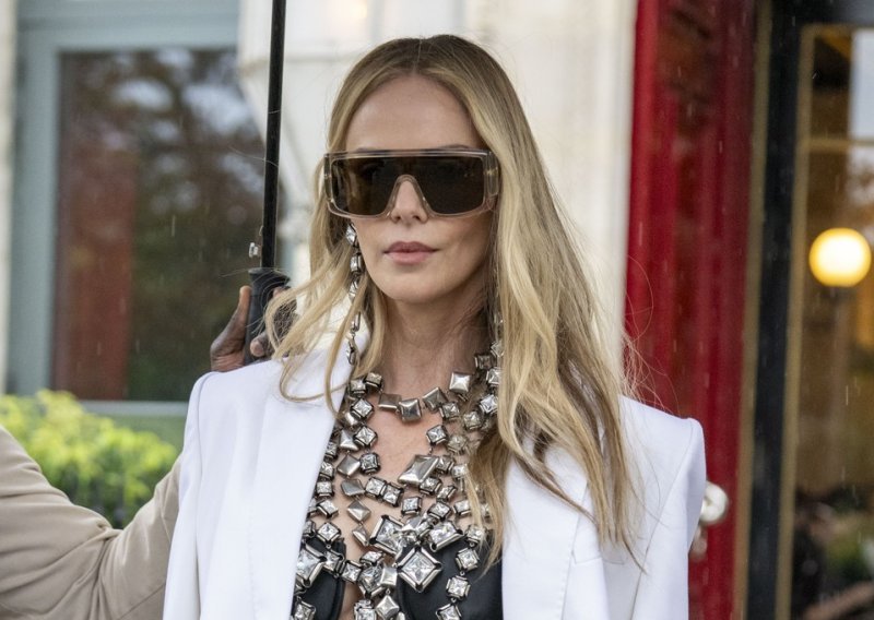 Charlize Theron poslala jasnu poruku Johnnyju Deppu: On za nju - ne postoji