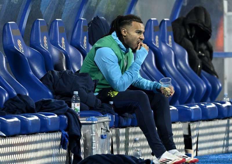 Sjećate se Mmaeea? Pogledajte njegov prvi gol za pobjedu u novom klubu