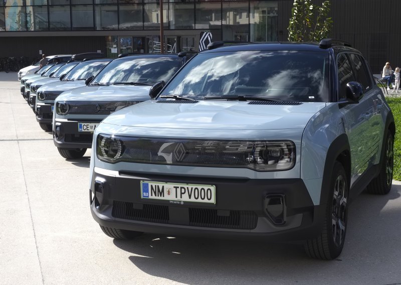 Stigao je Renault 4 E-Tech electric: Svestrani obiteljski električni crossover moderna je 'četvorka'