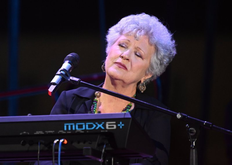 Meri Cetinić podijelila emotivnu objavu posvećenu svojoj kćeri Ivani