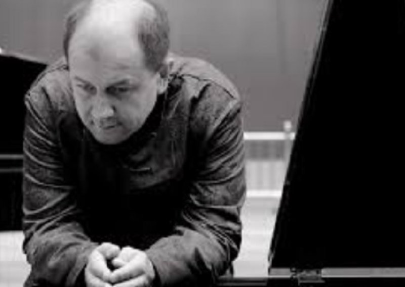 'Uragan s istoka' Konstantin Krasnitski otvara 7. festival Piano III