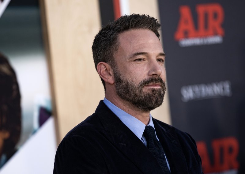 Ben Affleck objasnio zašto sretno pozira uz Lopez: Ovim riječima sve je šokirao