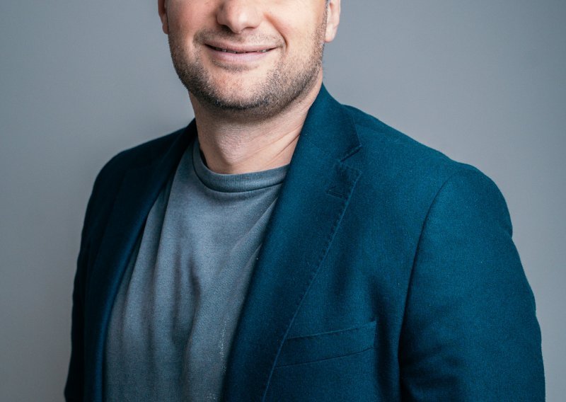 AI mijenja očekivanja korisnika, zaposlenika i tržišta. Vrijeme je za novu poslovnu realnost