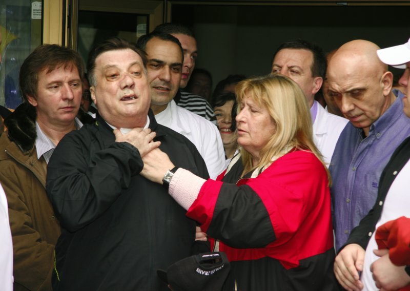 Kad su joj javili da je umro, supruga Halida Bešlića rekla je samo jedno
