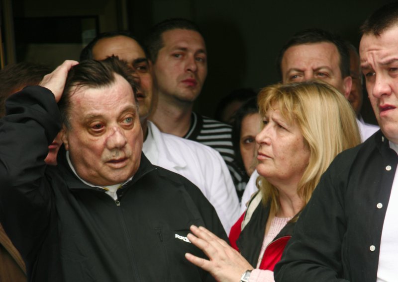Supruga Halida Bešlića izašla iz bolnice