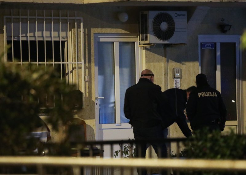 Tragedija u Prečkom: U stanu preminulo dvoje ljudi