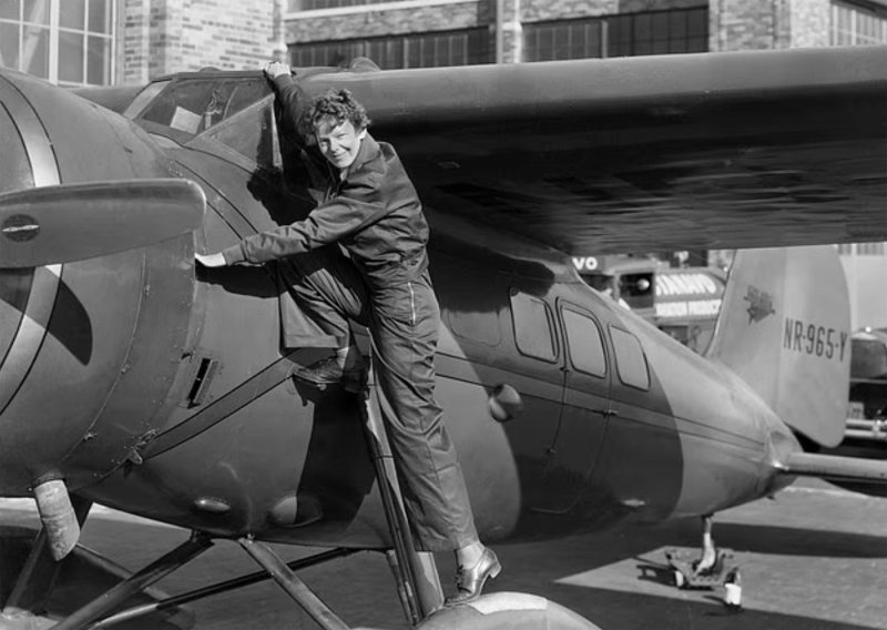 Što Trump opet sprema? Stigla naredba da FBI potraži sve dokumente vezane uz Ameliju Earhart