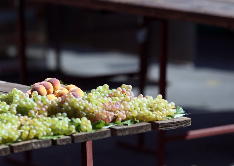 U voću uvezenom iz Italije pronađene ogromne razine štetne kemikalije