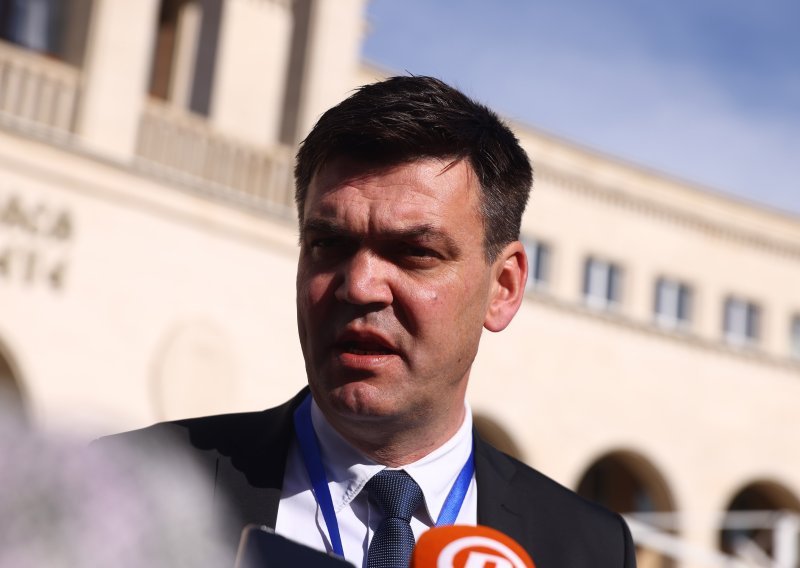 Preglasavanje Hrvata u BiH: Četiri hrvatske oporbene stranke imaju prijedlog rješenja