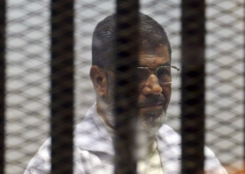 Mursi osuđen na 20 godina zatvora