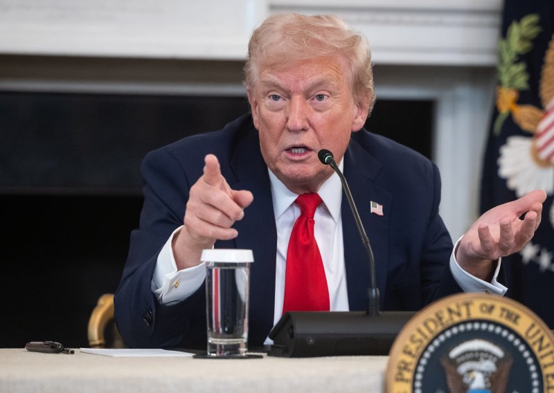 SAD i Kina se opet svađaju, Trump povukao osvetnički potez
