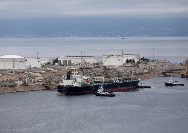 Reuters piše: Slovaci teško optužili Janaf, Hrvati sve negiraju