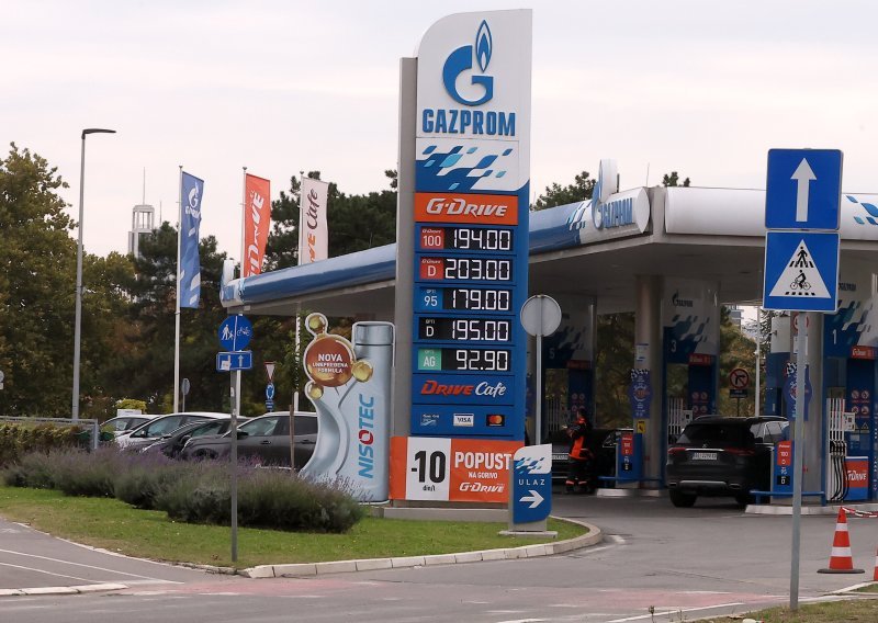 Sankcije NIS-u osjete se i u BIH: Gazprom više ne prima kartice, za sada nema nestašice goriva