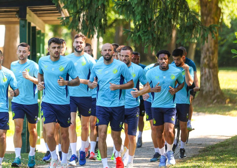 Igrač Dinama od 3,5 milijuna eura doživio rupturu lista! Ovo je njegov kraj u Dinamu