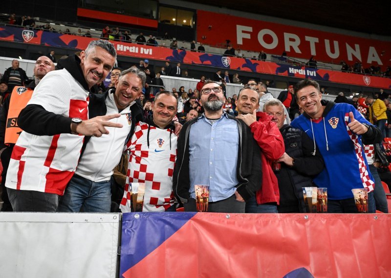 Evo za koliko su Hrvati 'na crno' kupovali ulaznice od Čeha