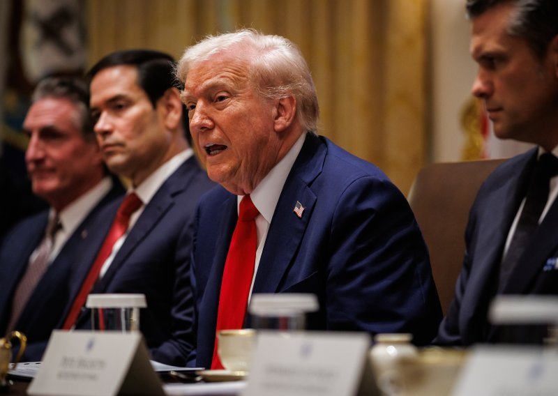 Trumpova zadnja poruka Kini podigla cijene nafte