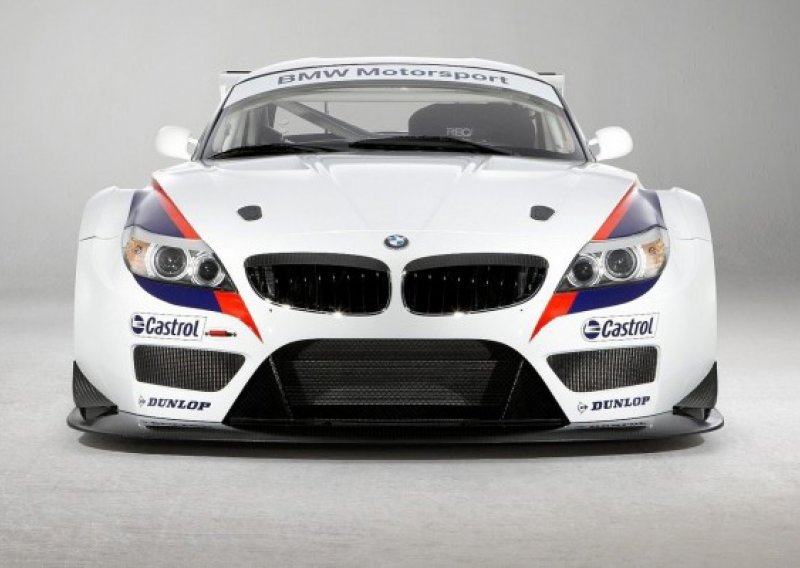 Kako izgleda 600-satno sastavljanje BMW-a Z4 GT3?