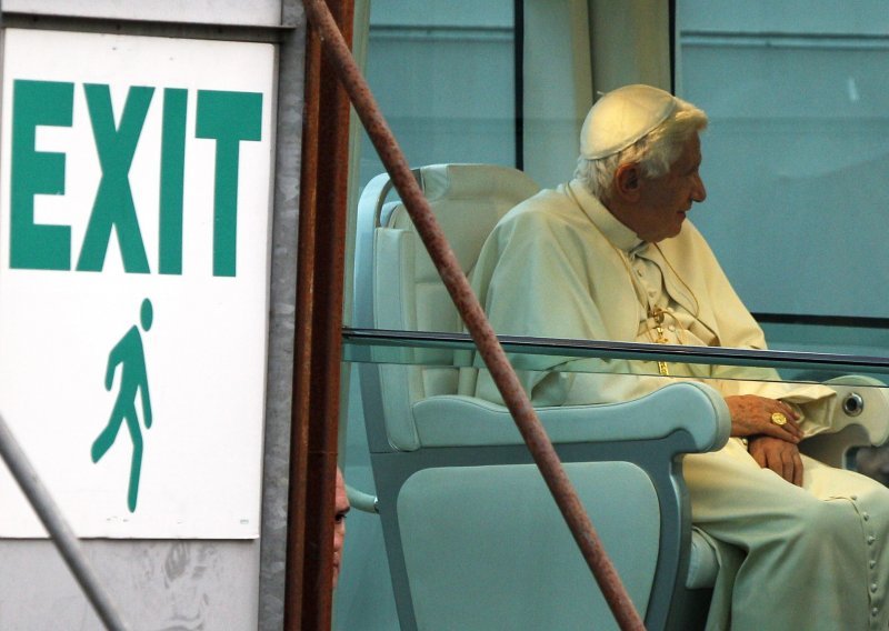 Papa u miru Benedikt vraća se u Vatikan