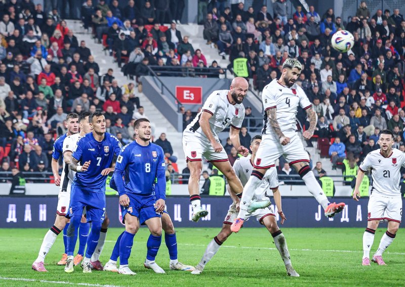 Osim Stojkovića, još petorica reprezentativaca Srbije 'skinuto' s liste putnika za Andoru