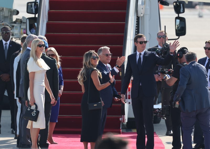 Ivanka Trump u haljini koja ne trpi nesavršenosti, a jedan detalj bio je poseban