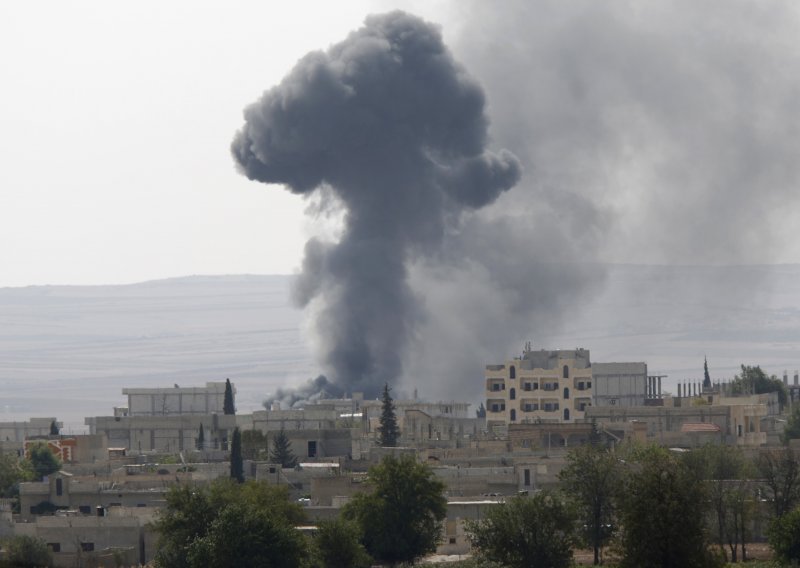 U bombardiranjima koalicije ubijen financijski dužnosnik IS