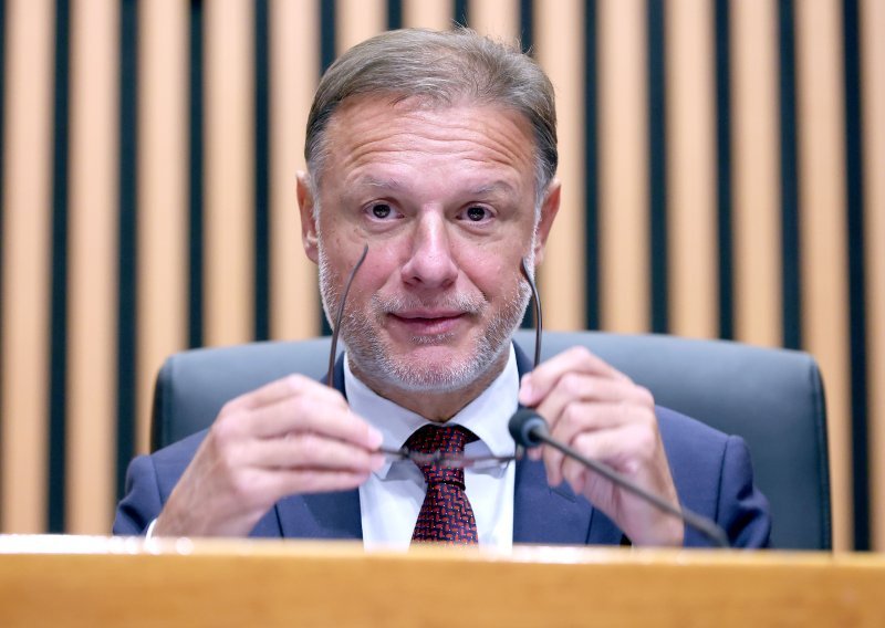 Mirovine, plaće, socijalne naknade: Sabor danas raspravlja o rebalansu proračuna