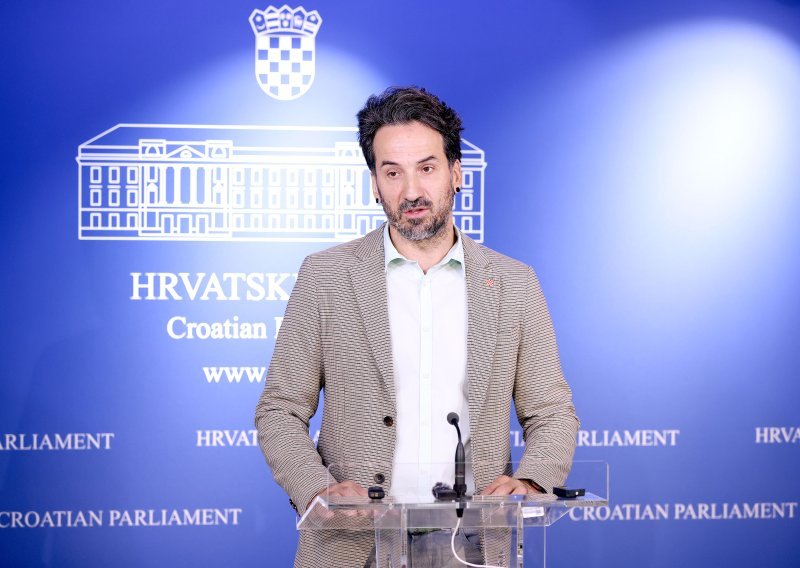 Vlada i desna oporba ujedinjeno protiv prijedloga ljevice: 'Što ako se ne žele baviti politikom?'