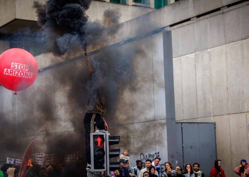 Na ulicama 150.000 Belgijaca: Neredi u Bruxellesu, privedeni deseci ljudi