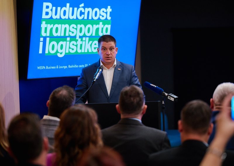 Ministar Butković na konferenciji 'Budućnost transporta i logistike' najavio realizaciju novog beskontaktnog sustava naplate cestarina