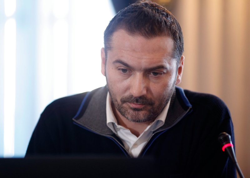 Evo tko će u Hrvatskoj nadzirati političko oglašavanje na internetu: Kazne i do 133 tisuće eura