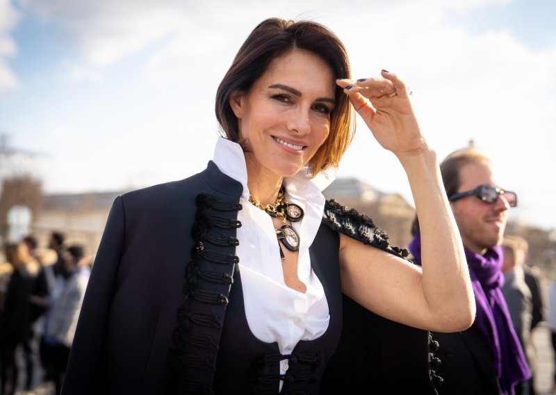 Od ureda do crvenog tepiha: Ovaj modni klasik nosi se cijele godine, a sad je apsolutni hit