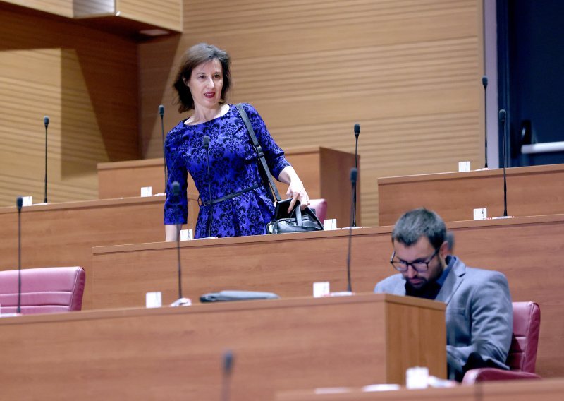 Orešković: Sabor je postao pokretna traka za listu Plenkovićevih želja