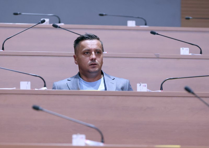 Kujundžić: Danas se djetetu nudi sve, osim vremena da bude dijete