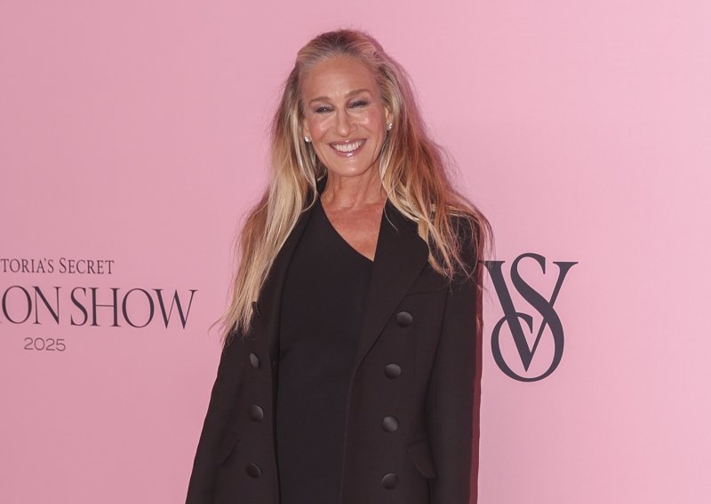 Sarah Jessica Parker u stajlingu nezamislivom za Carrie Bradshaw