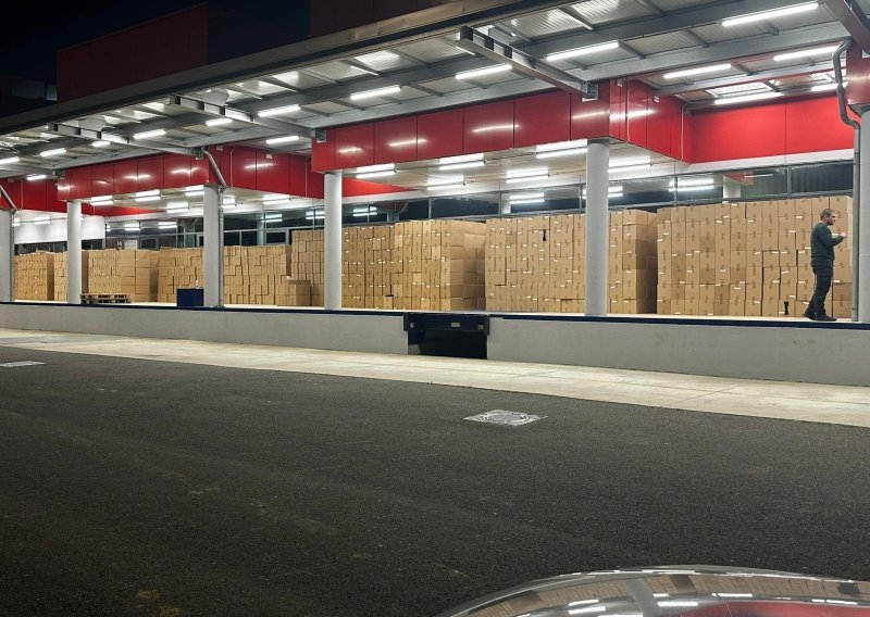 Carina otkrila detalje rekordne zapljene: Pas nanjušio 14 milijuna cigareta, evo odakle su stigle