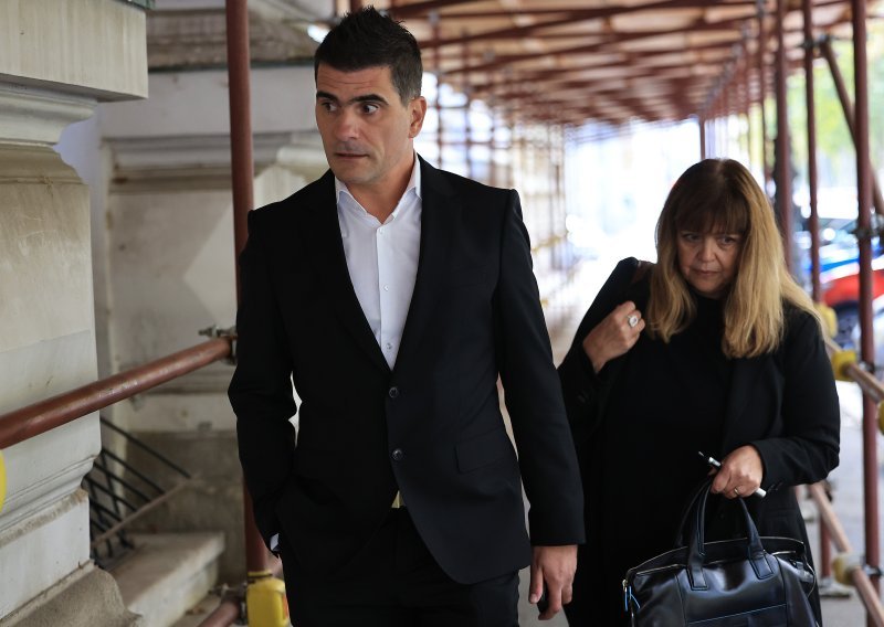 Bivši predsjednik Vajde se nagodio s tužiteljstvom: Platit će 150 tisuća eura
