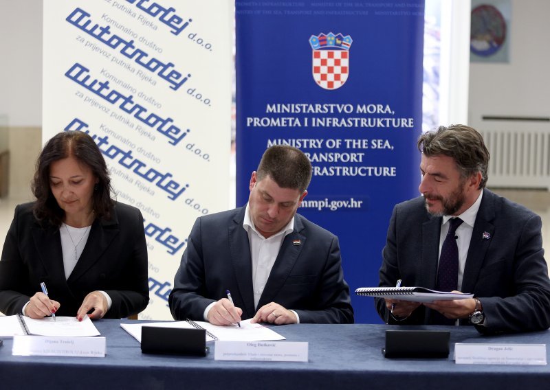 Bespovratna sredstva Rijeci za 20 autobusa na električni pogon