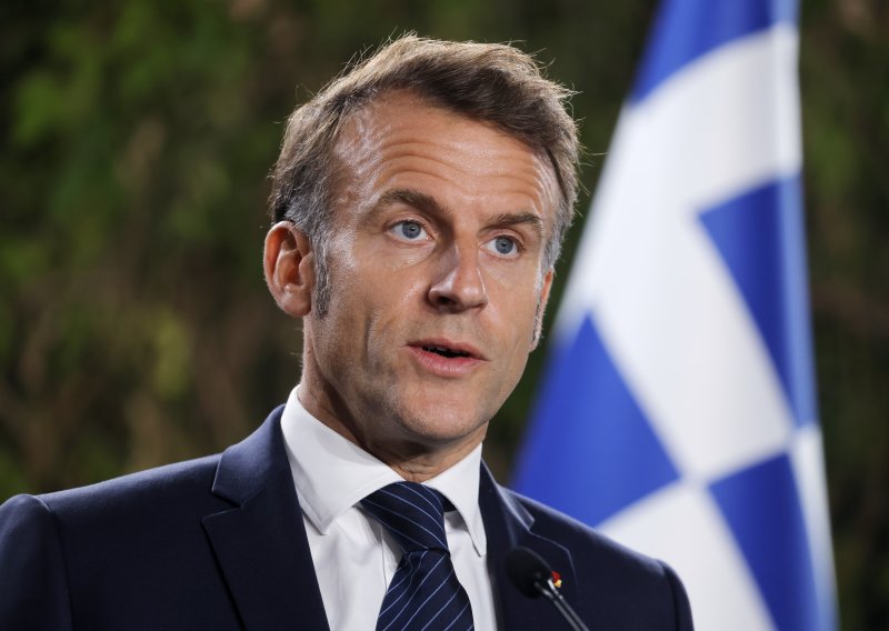 Macronov stari mentor nije štedio riječi: 'On je narcis i najgori francuski predsjednik!