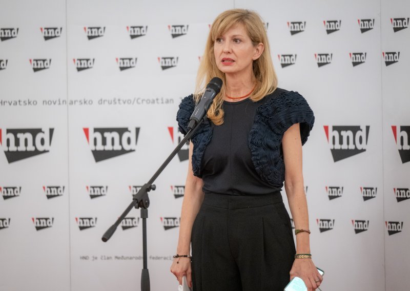 Objavljeno tko je dobio europsku nagradu za novinarstvo, među finalistima bila i Barbara Matejčić